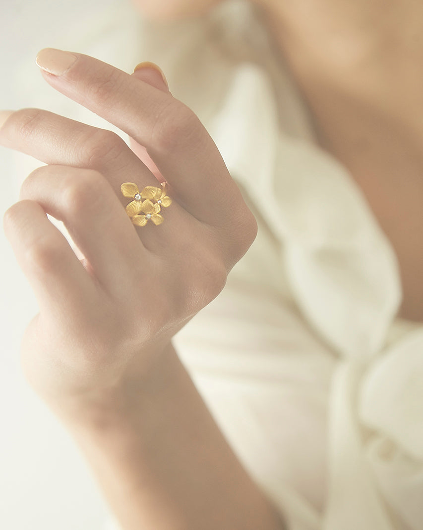 Lily Ring