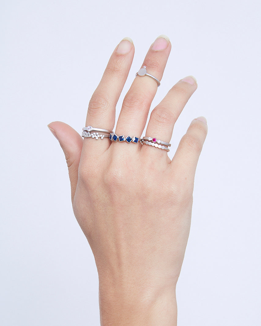 Circles ring