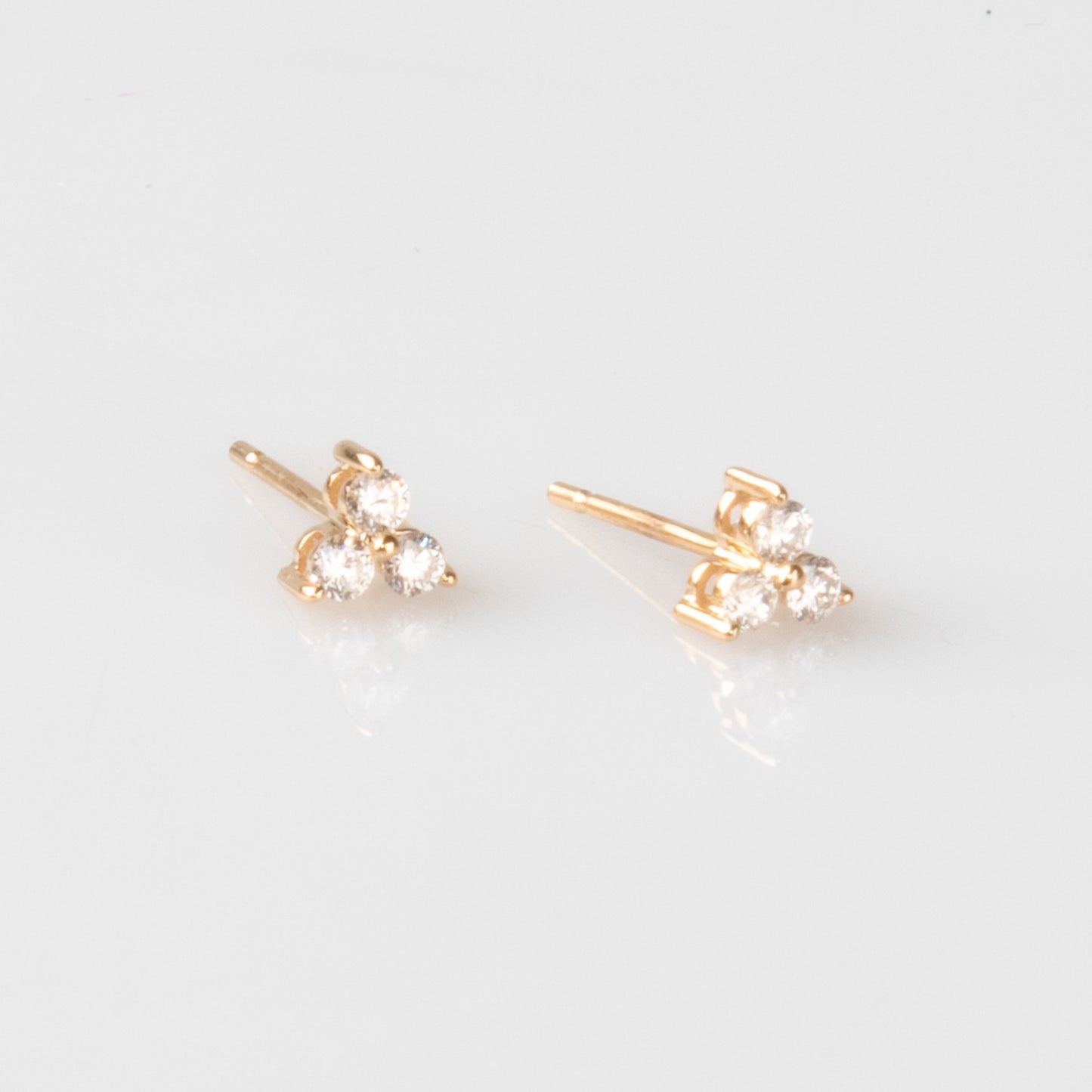 Triple mini stud