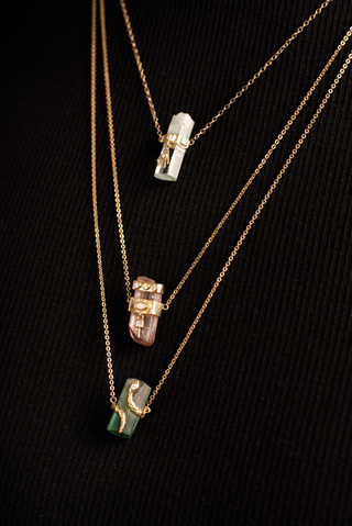 Collar de turmalina (7 ct) y serpiente (7 y .01 ct ciamantes)